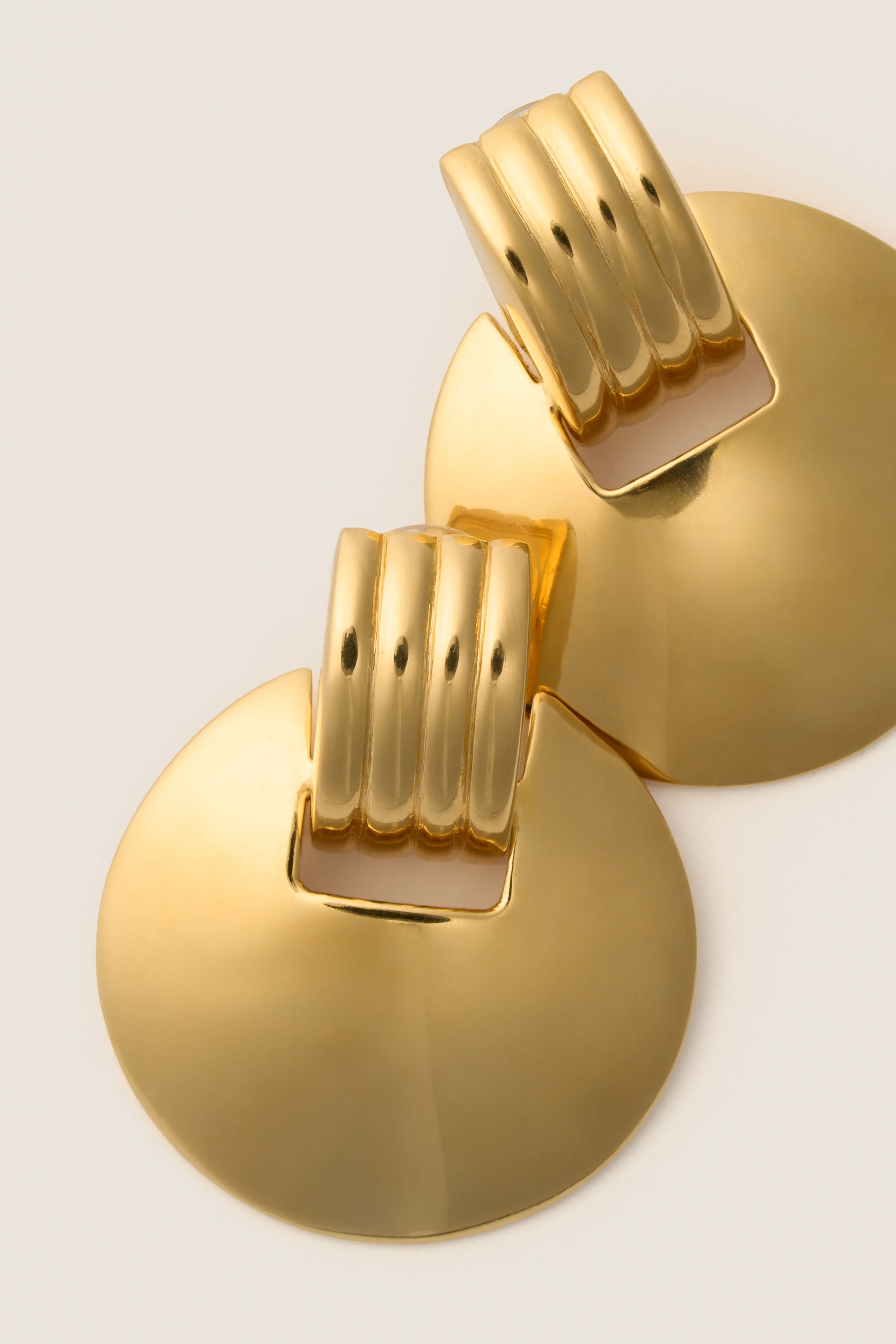 Gold Moss Earrings - Image 4